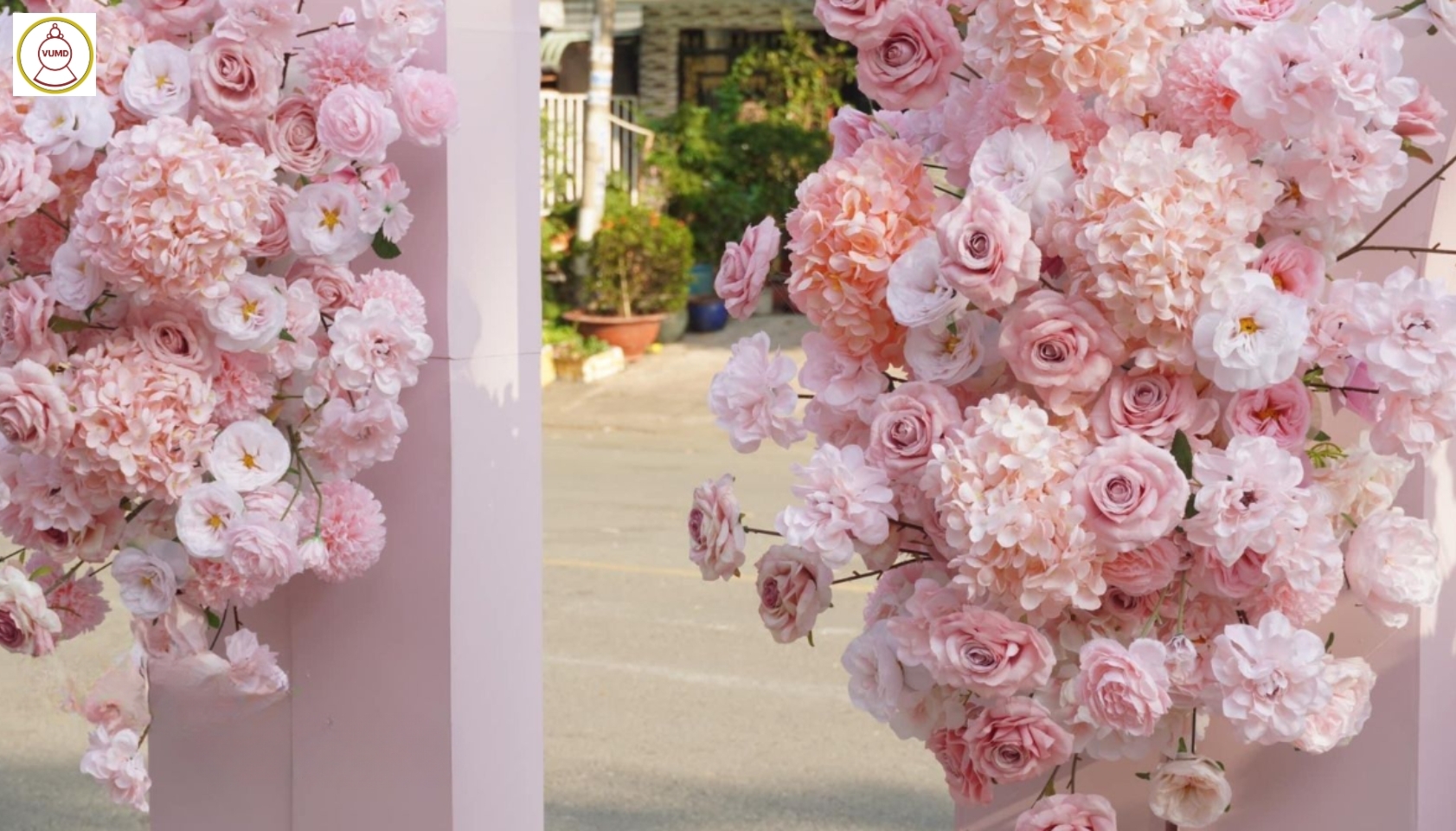 Background đám cưới tông hồng