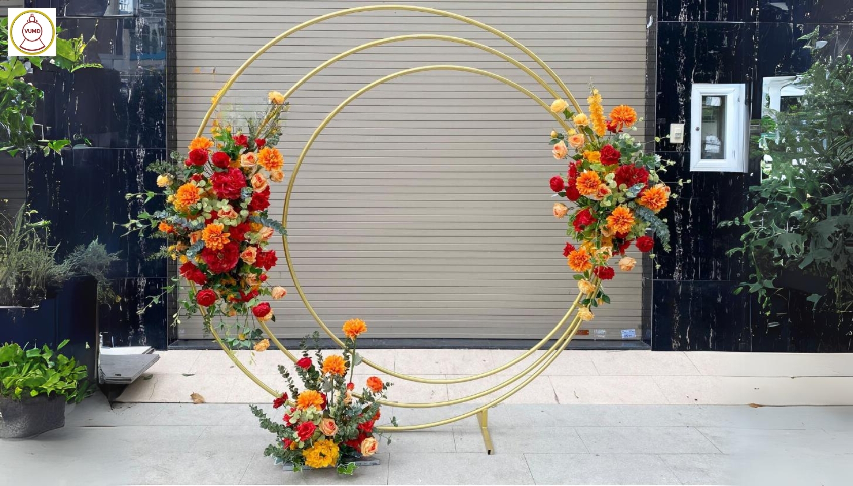 Vòng background đám cưới đẹp