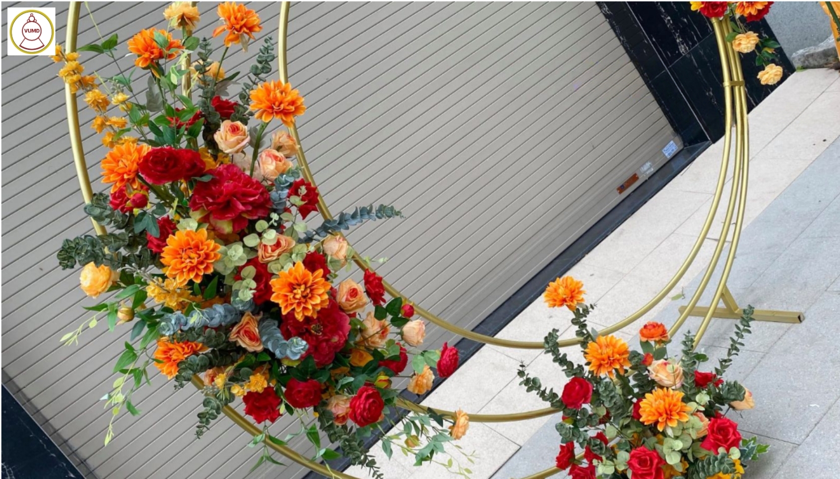 Vòng background đám cưới đẹp