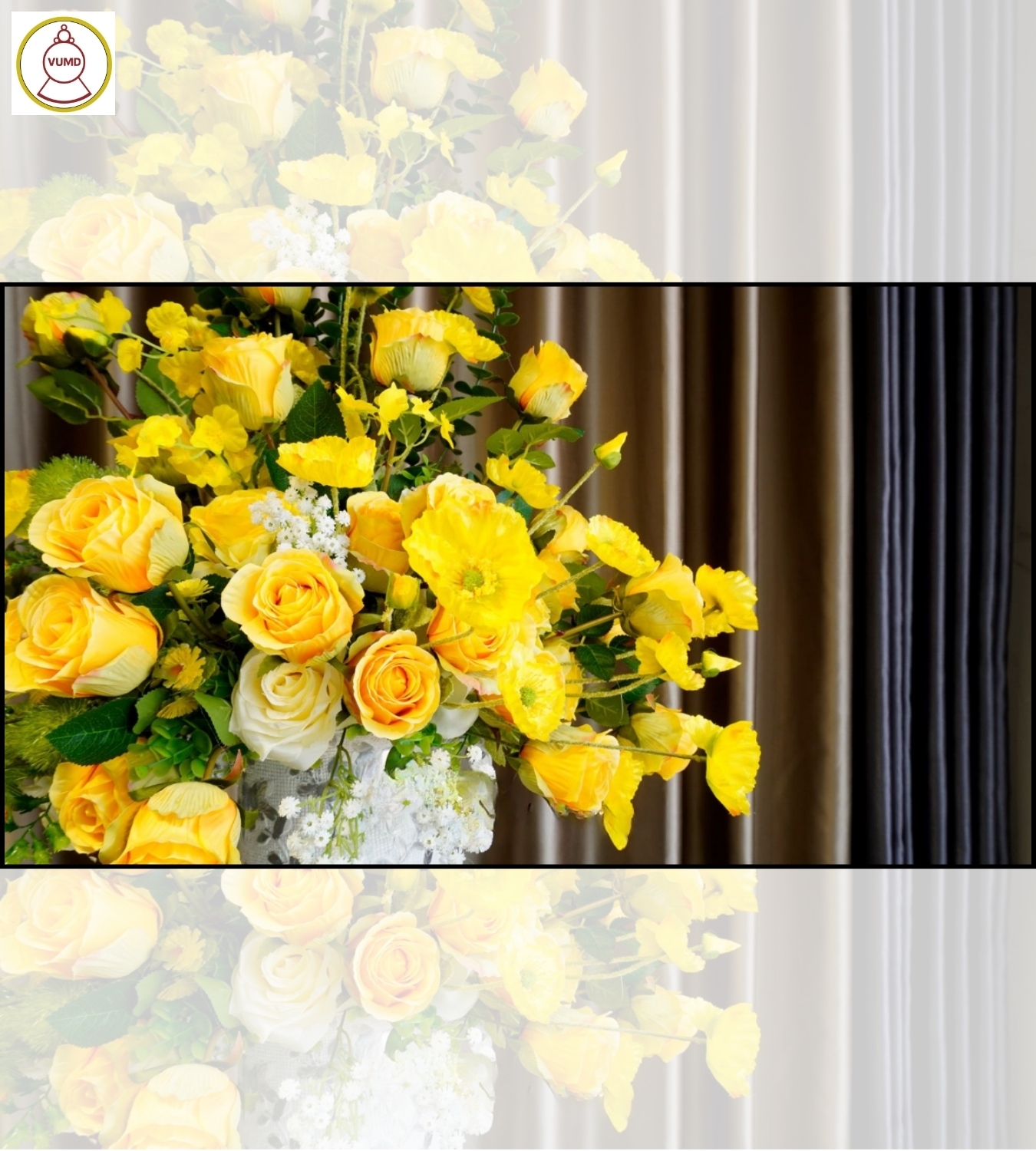 Bình hoa trang trí anh túc vàng