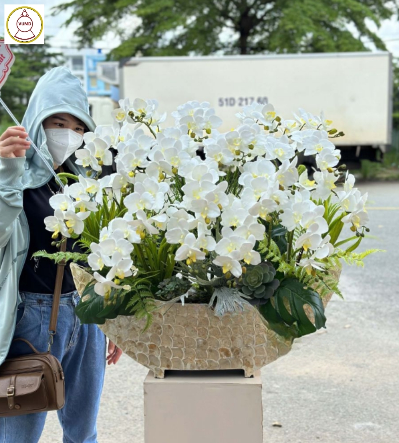 Bình hoa trang trí khai trương 2