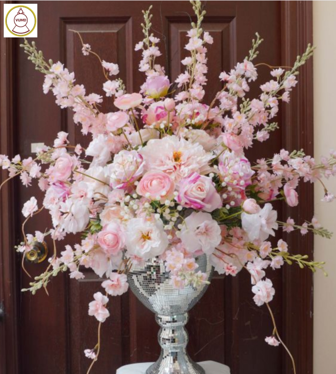 Bình hoa trang trí nhà ở