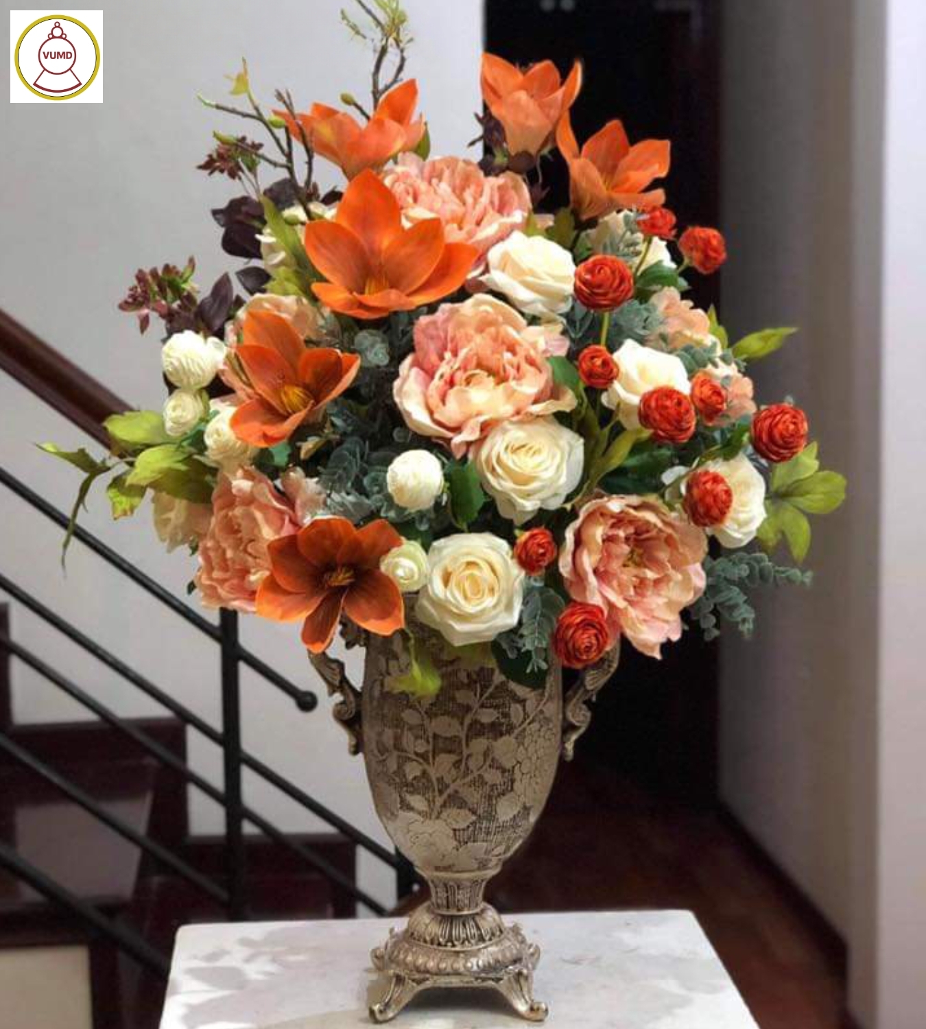 Bộ sưu tập bình hoa trang trí đẹp 2024