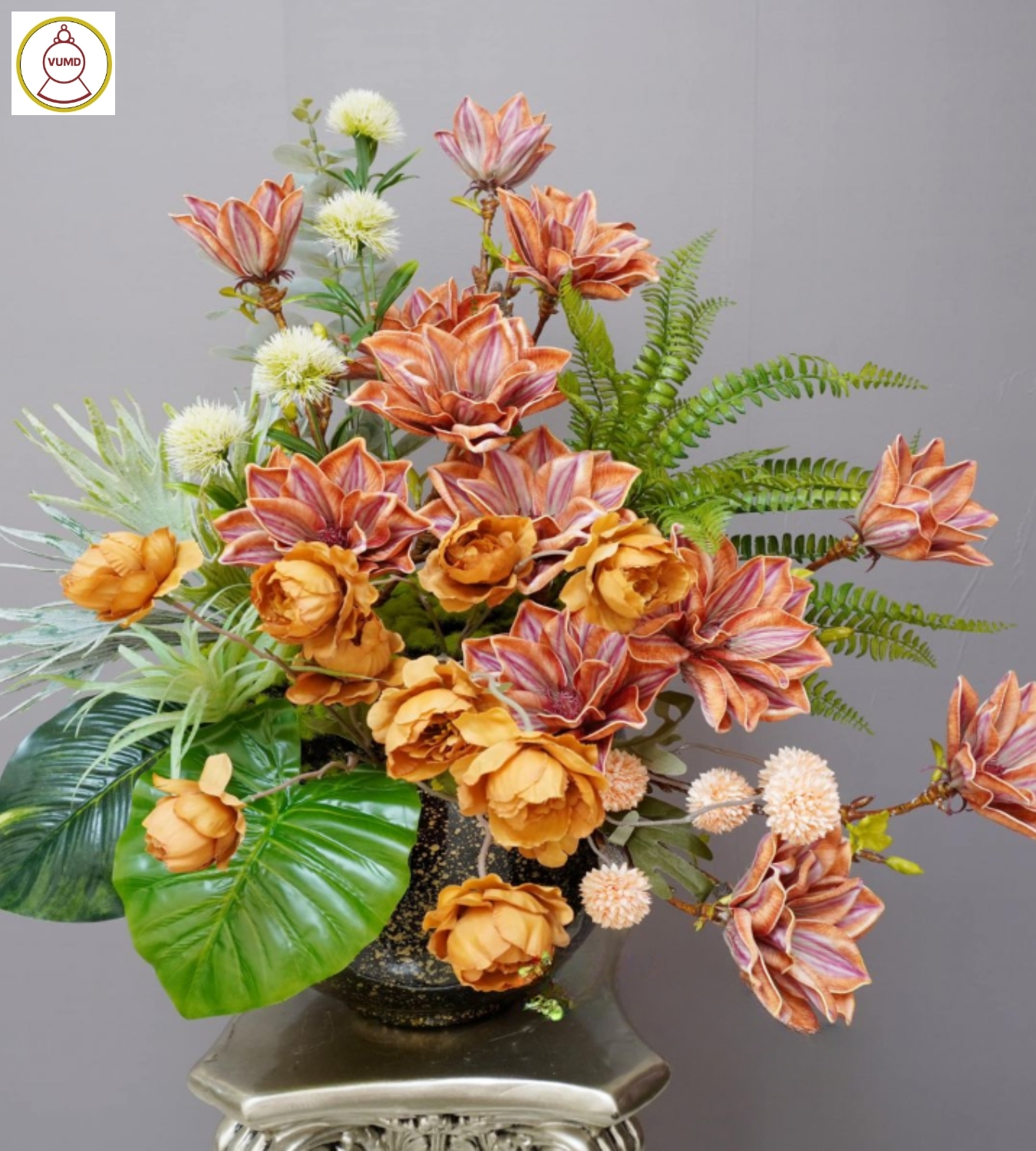 Bộ sưu tập bình hoa trang trí phòng khách