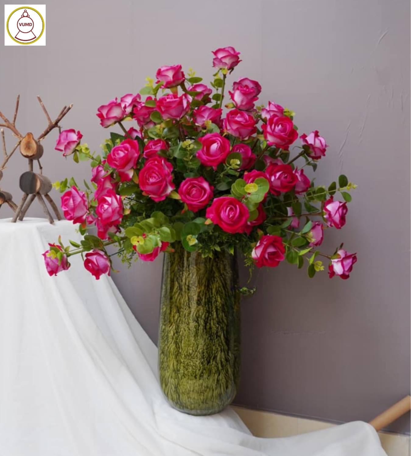 Bộ sưu tập bình hoa trang trí phòng khách