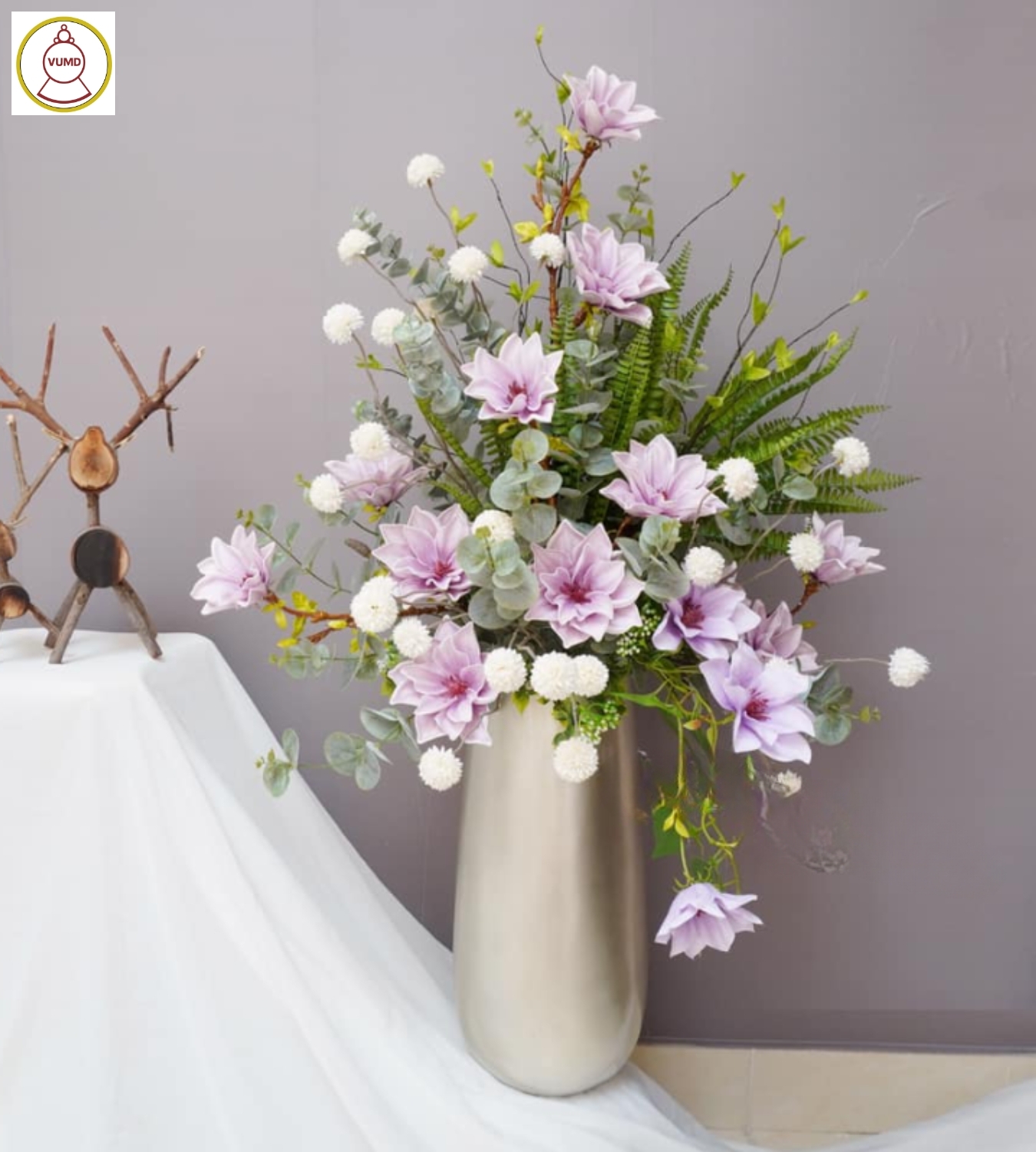 Bộ sưu tập bình hoa trang trí phòng khách