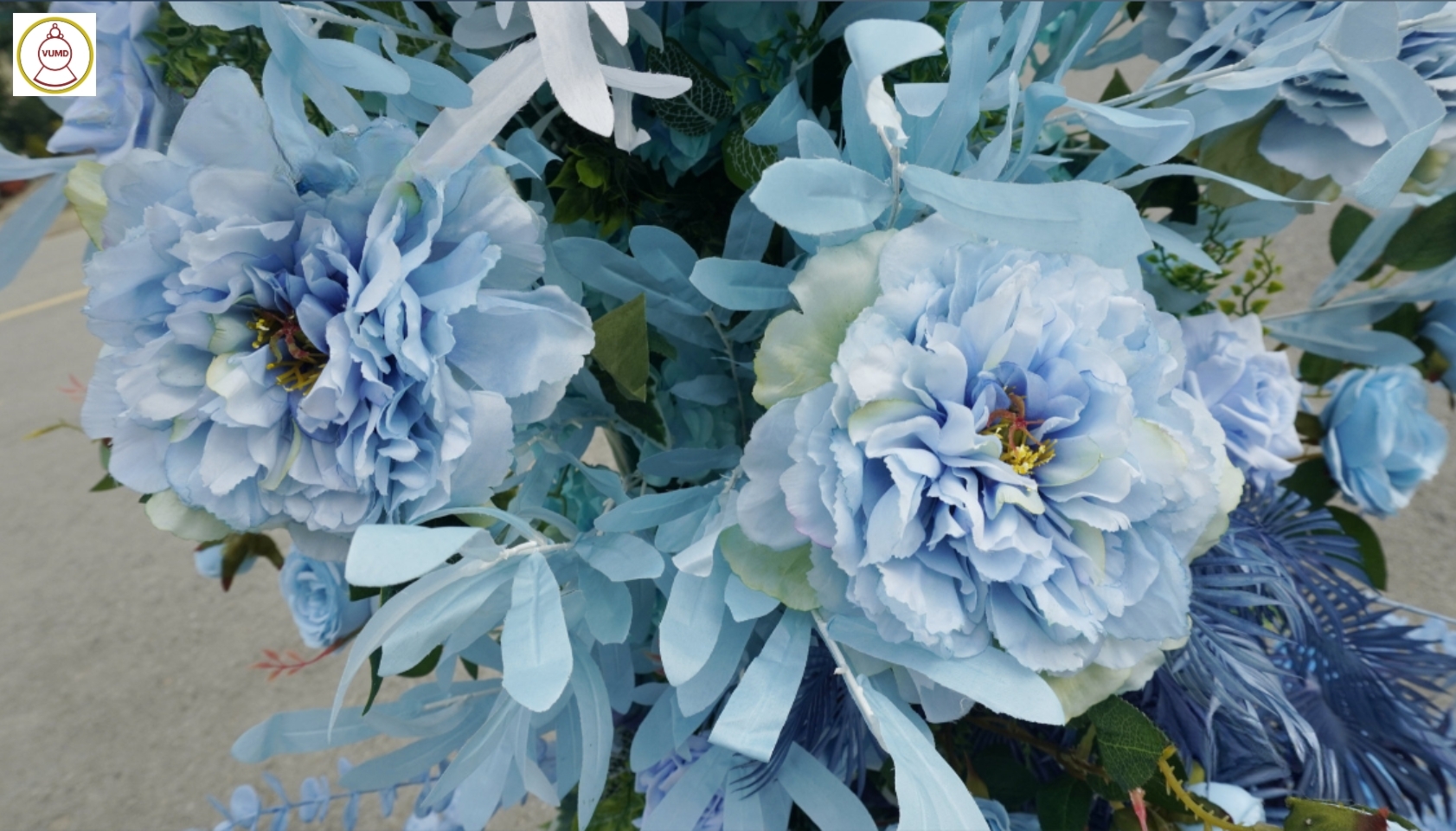 Cổng chuyển màu xanh dương