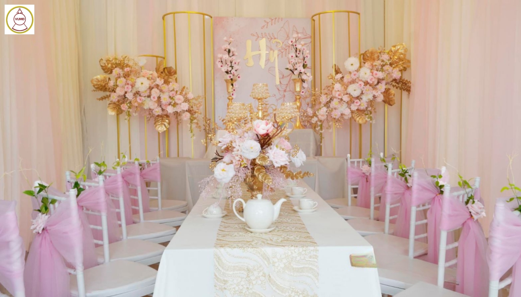 Gói trang trí bàn gia tiên hồng pastel