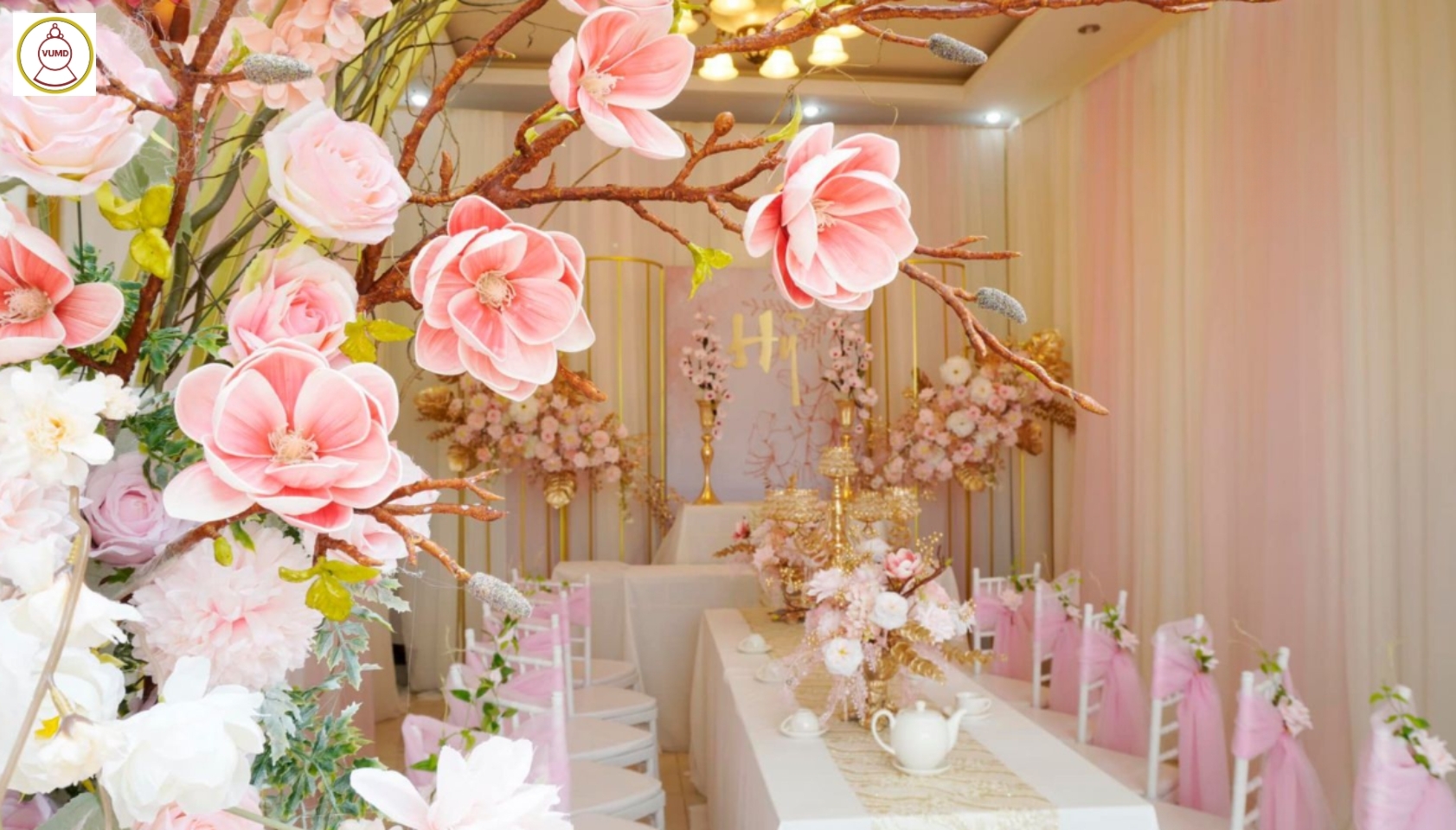 Gói trang trí bàn gia tiên hồng pastel