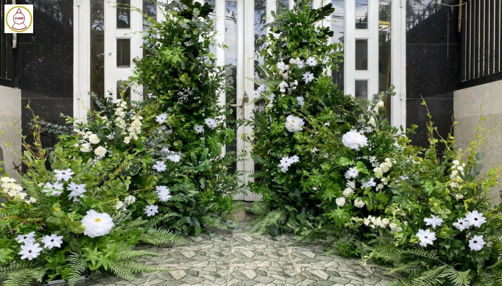 Hoa trang trí đám cưới, quán cafe, studio đẹp