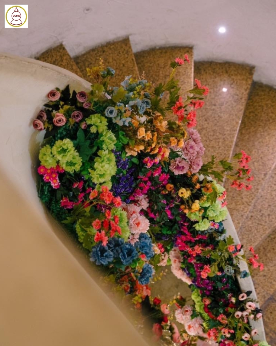 Hoa trang trí đám cưới, quán cafe, studio xu hướng