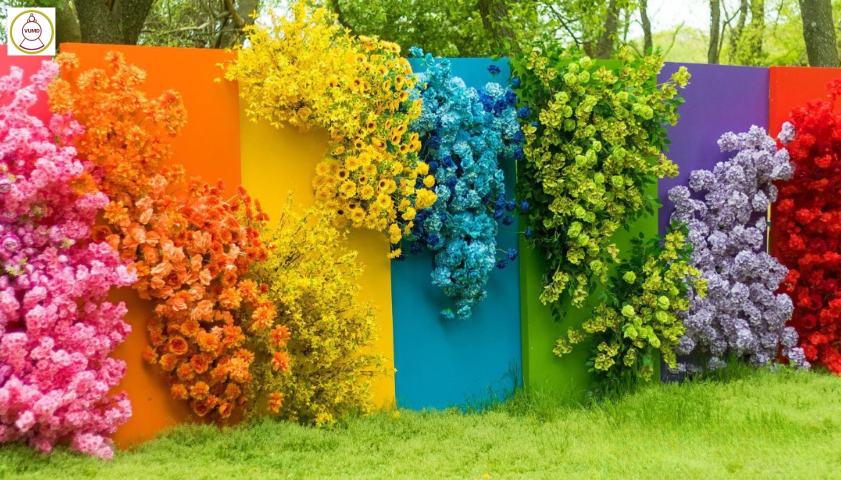 Hoa trang trí đám cưới, không gian nhà, studio hot 2024