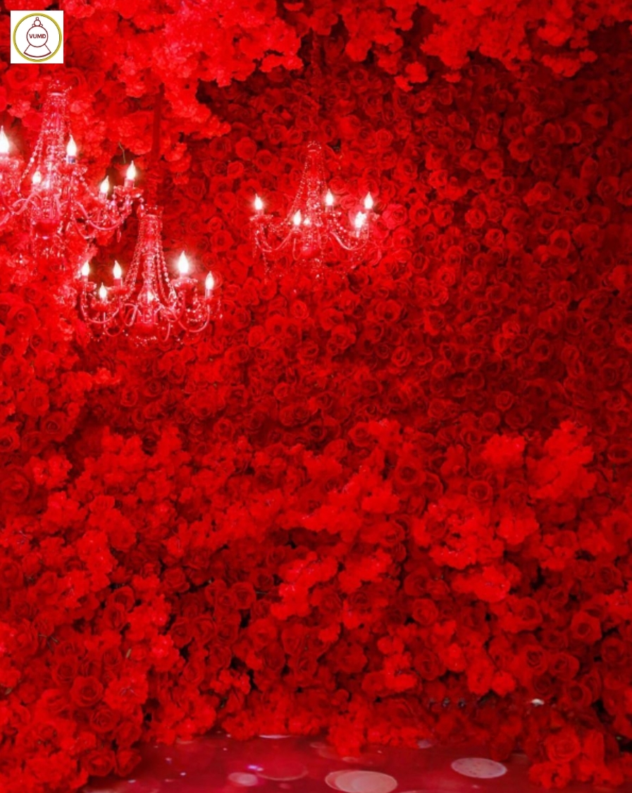 Mẫu hoa trang trí studio chụp ảnh cưới đỏ lãng mạn