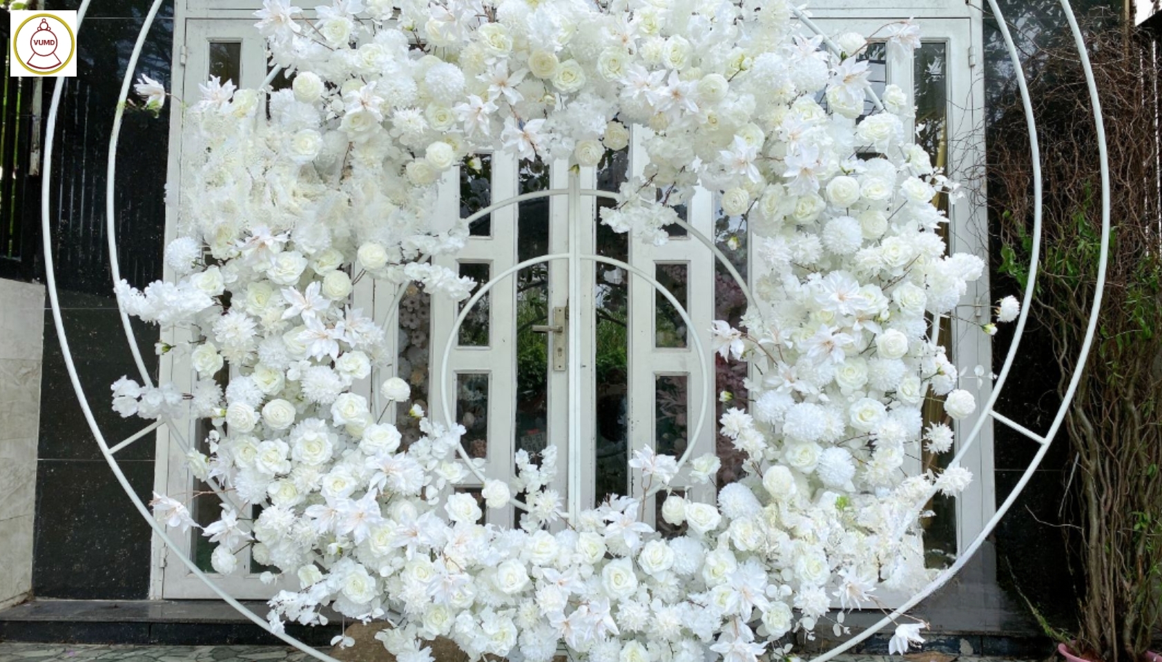 Mẫu hoa lụa trang trí nhà cửa