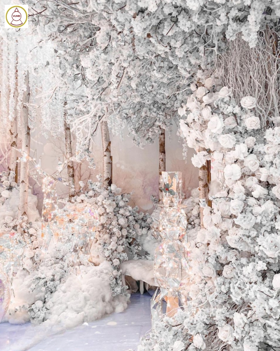 Mẫu trang trí studio phim trường