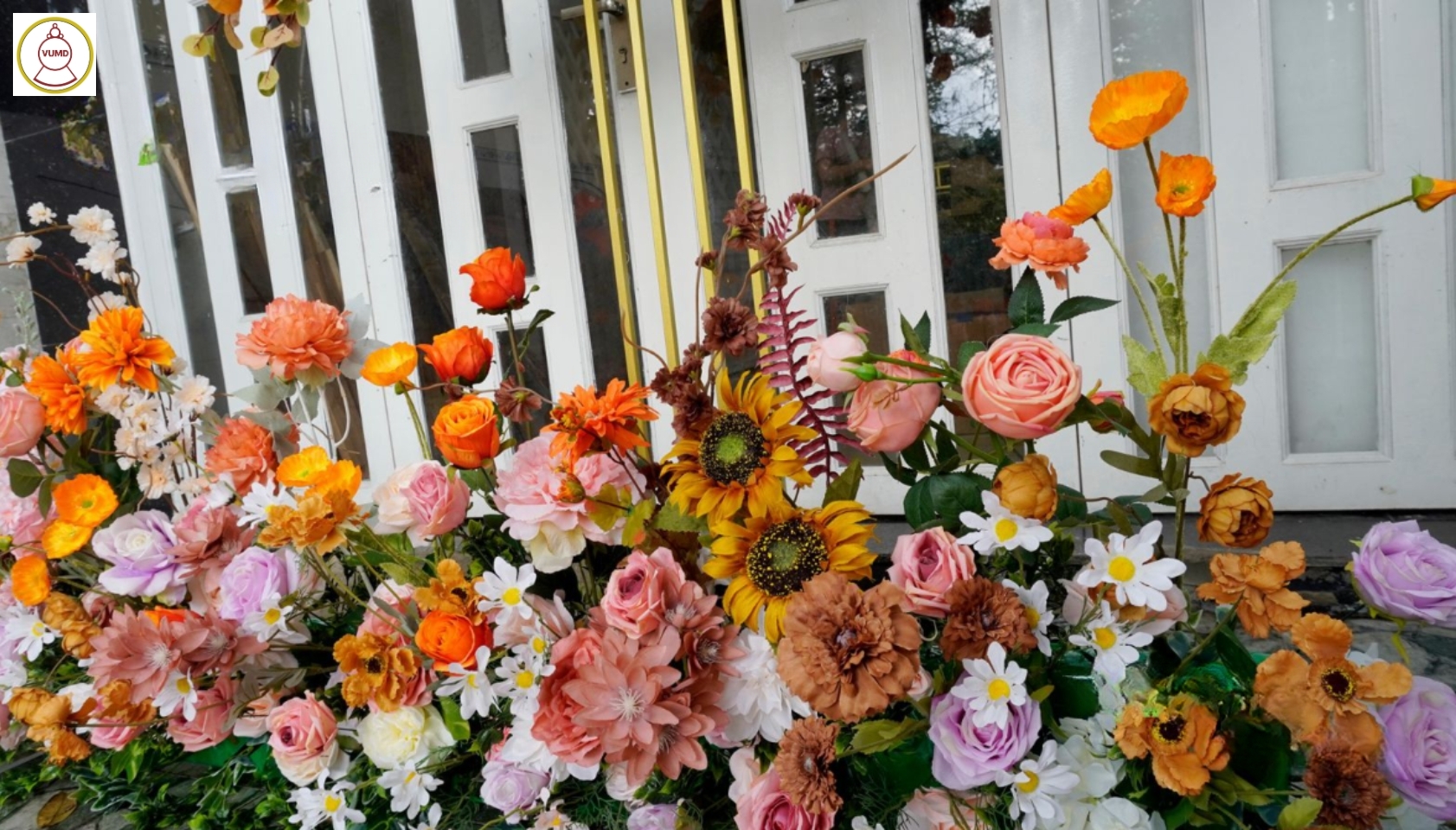 Mẫu trang trí nhà hàng tiệc cưới đẹp