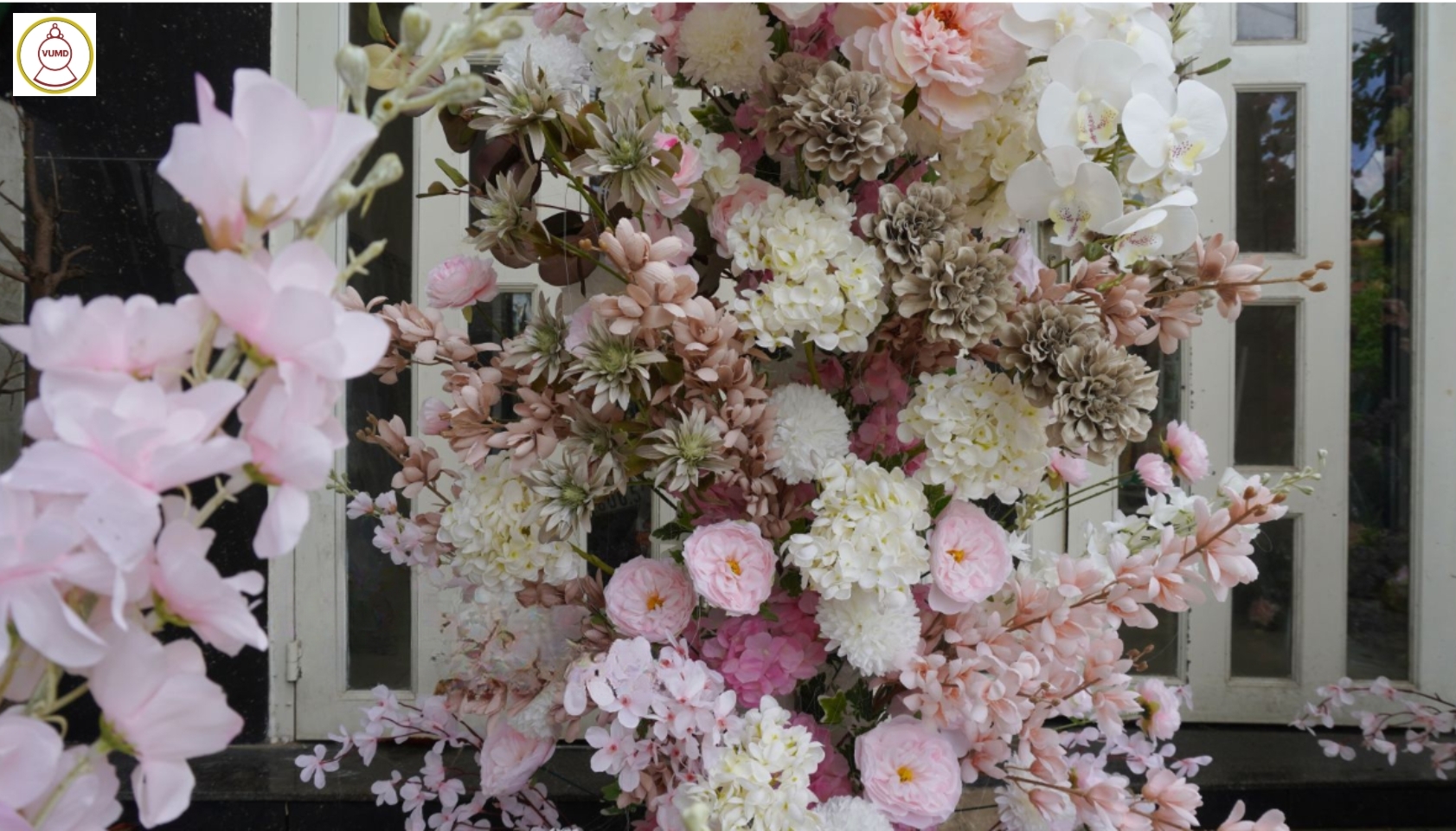 Hoa trang trí đám cưới, phim trường, studio chất lượng