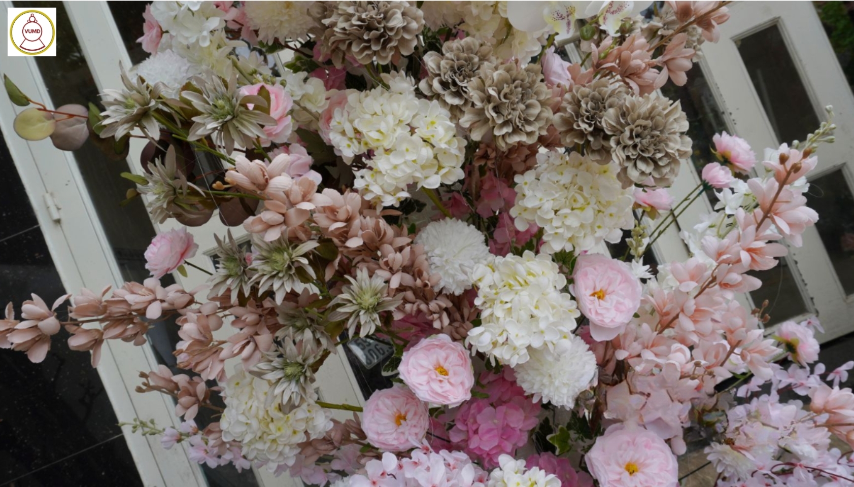 Hoa trang trí đám cưới, phim trường, studio chất lượng