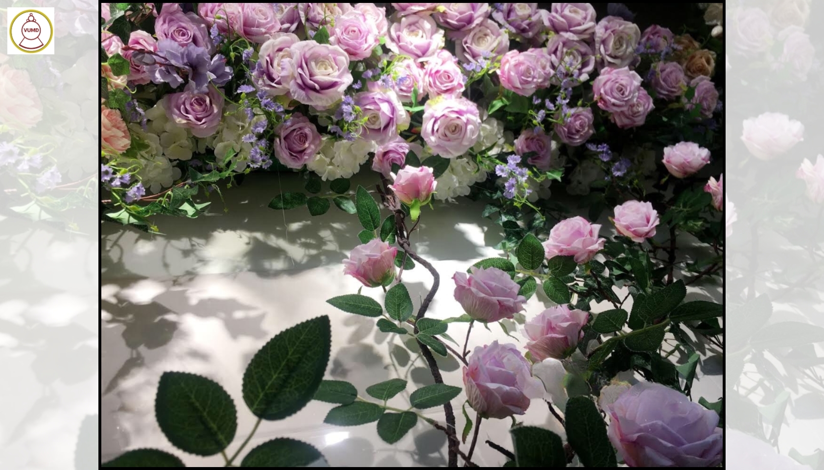 Mẫu hoa tím trang trí đẹp