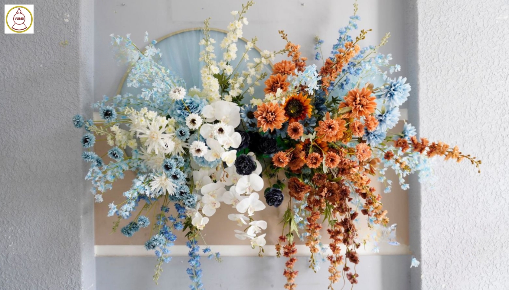 Chùm hoa 2 màu trang trí không gian đẹp