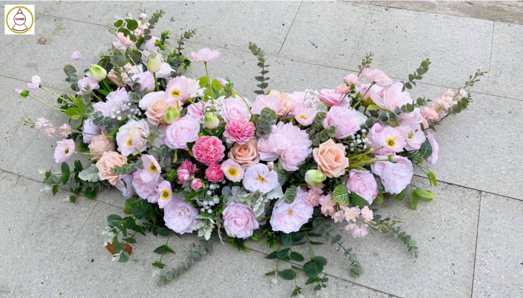 Trang trí xe cưới: Hoa Tulip