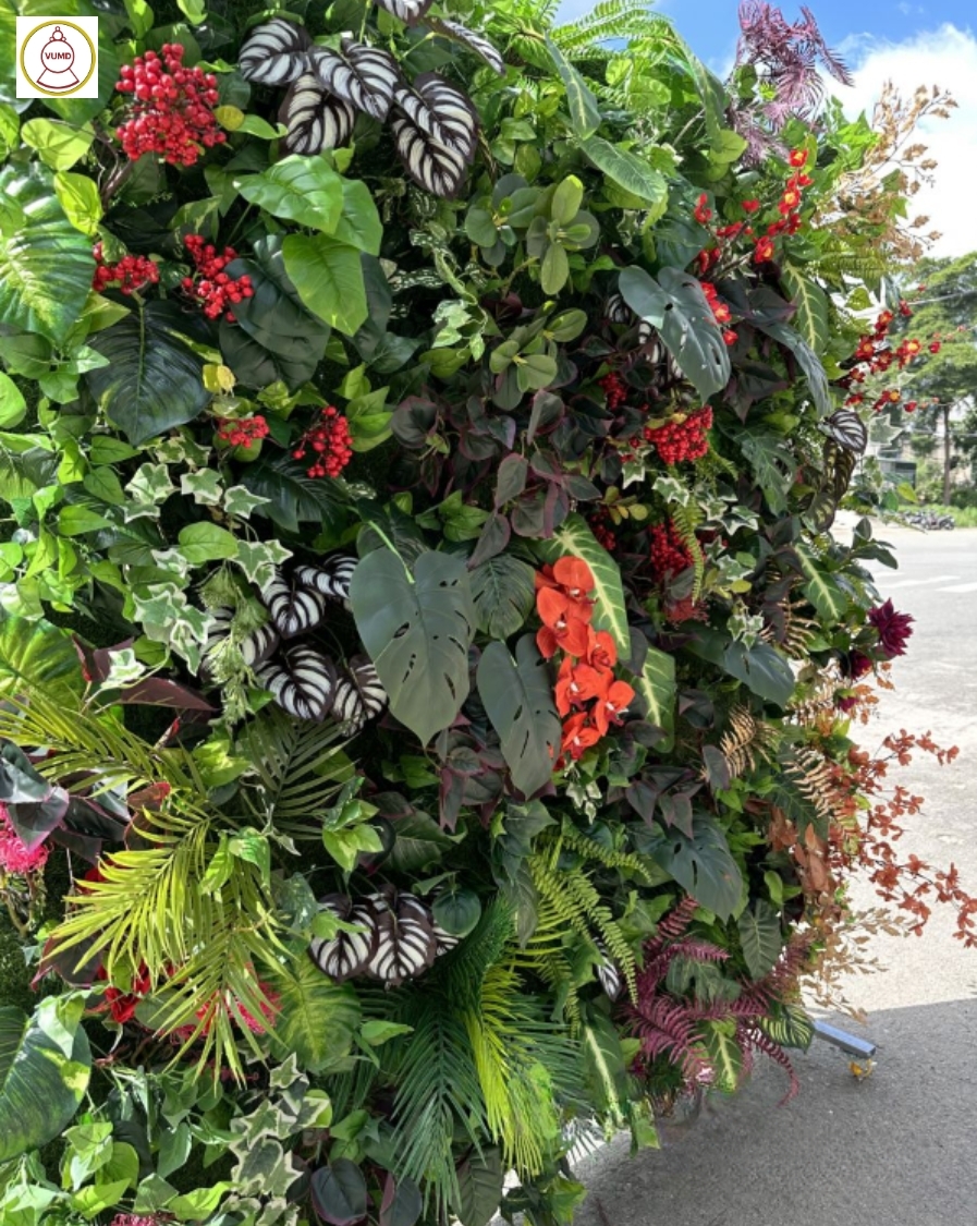 Tường cỏ nhân tạo giả