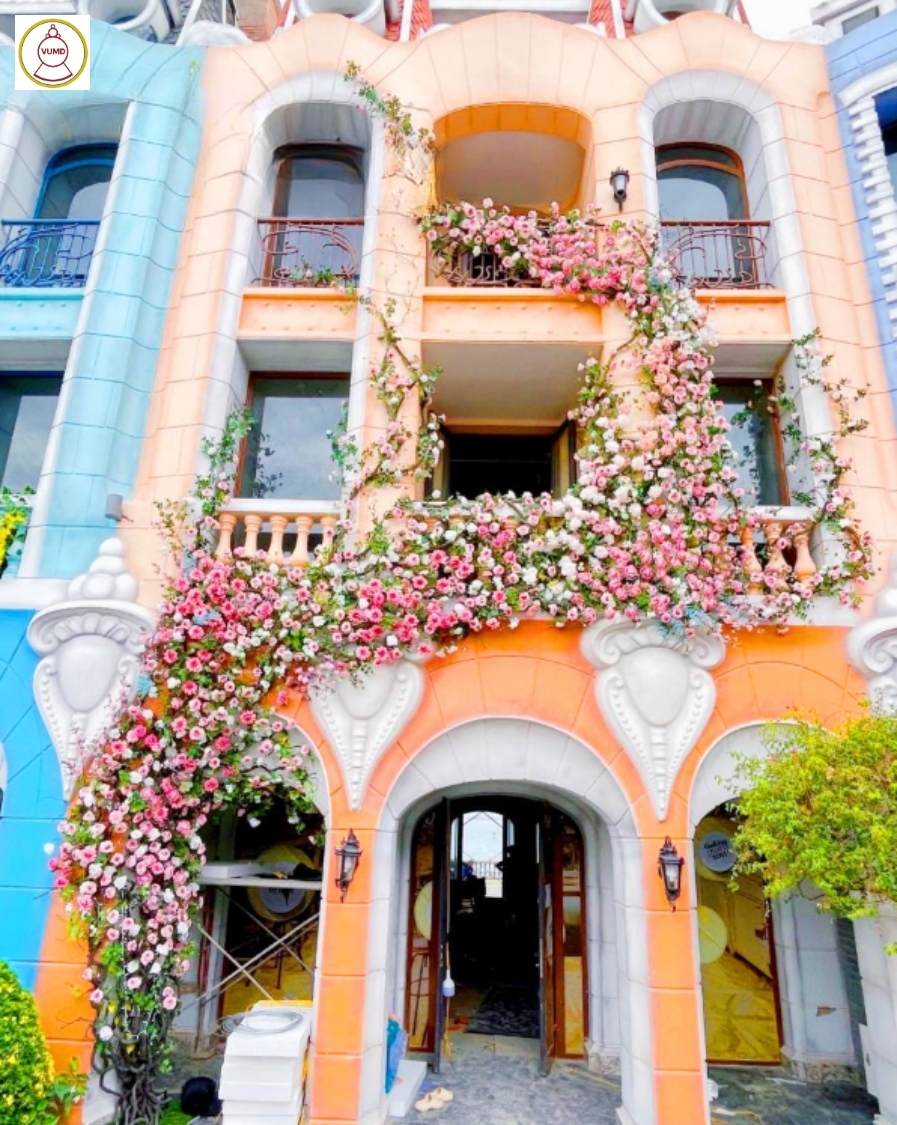 Giàn hồng leo nhân tạo