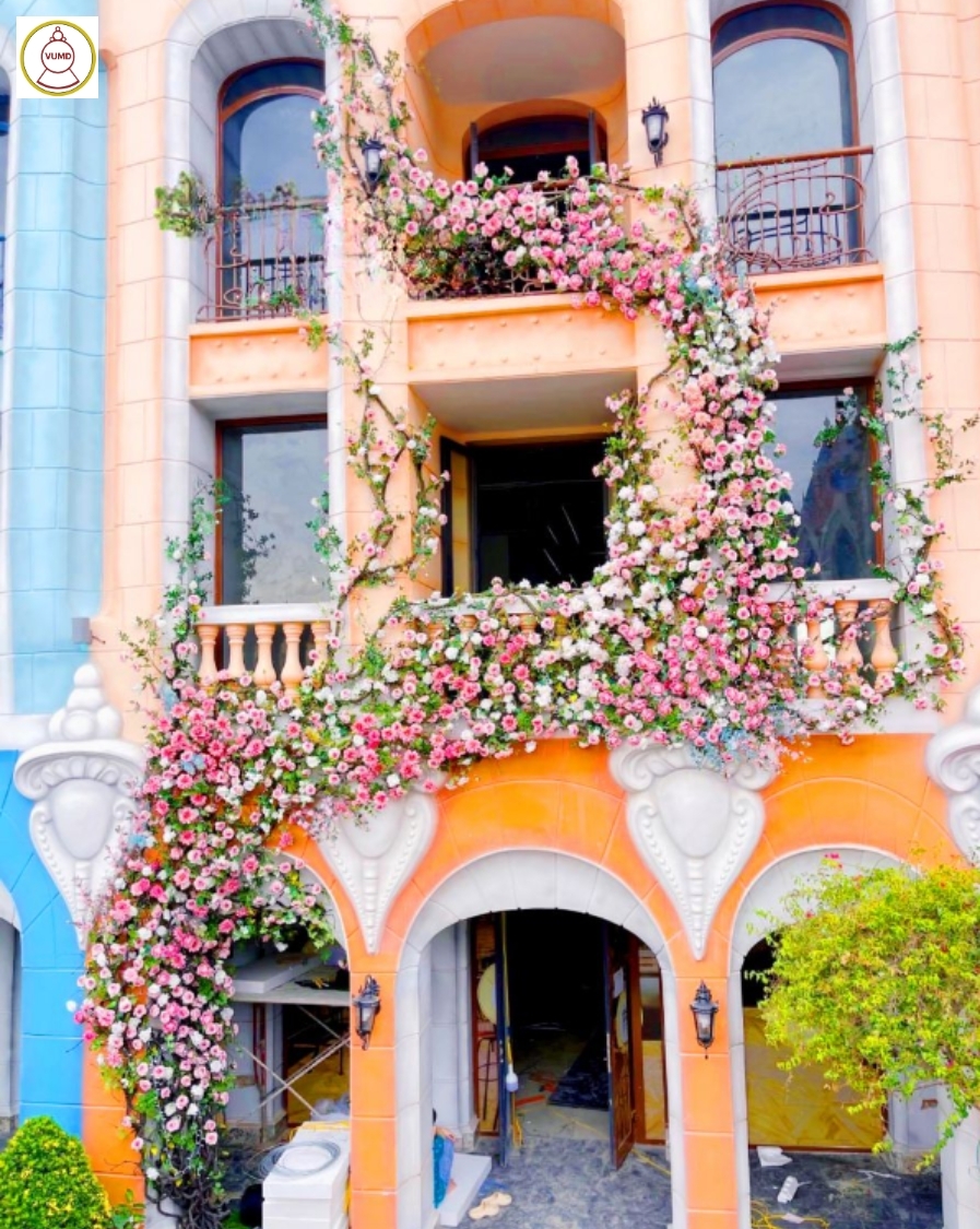 Giàn hồng leo nhân tạo