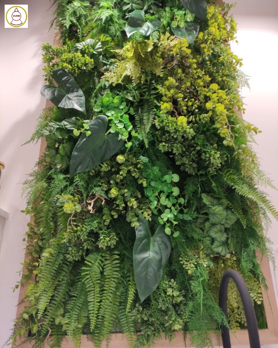 Cây nhân tạo trang trí tường nhà