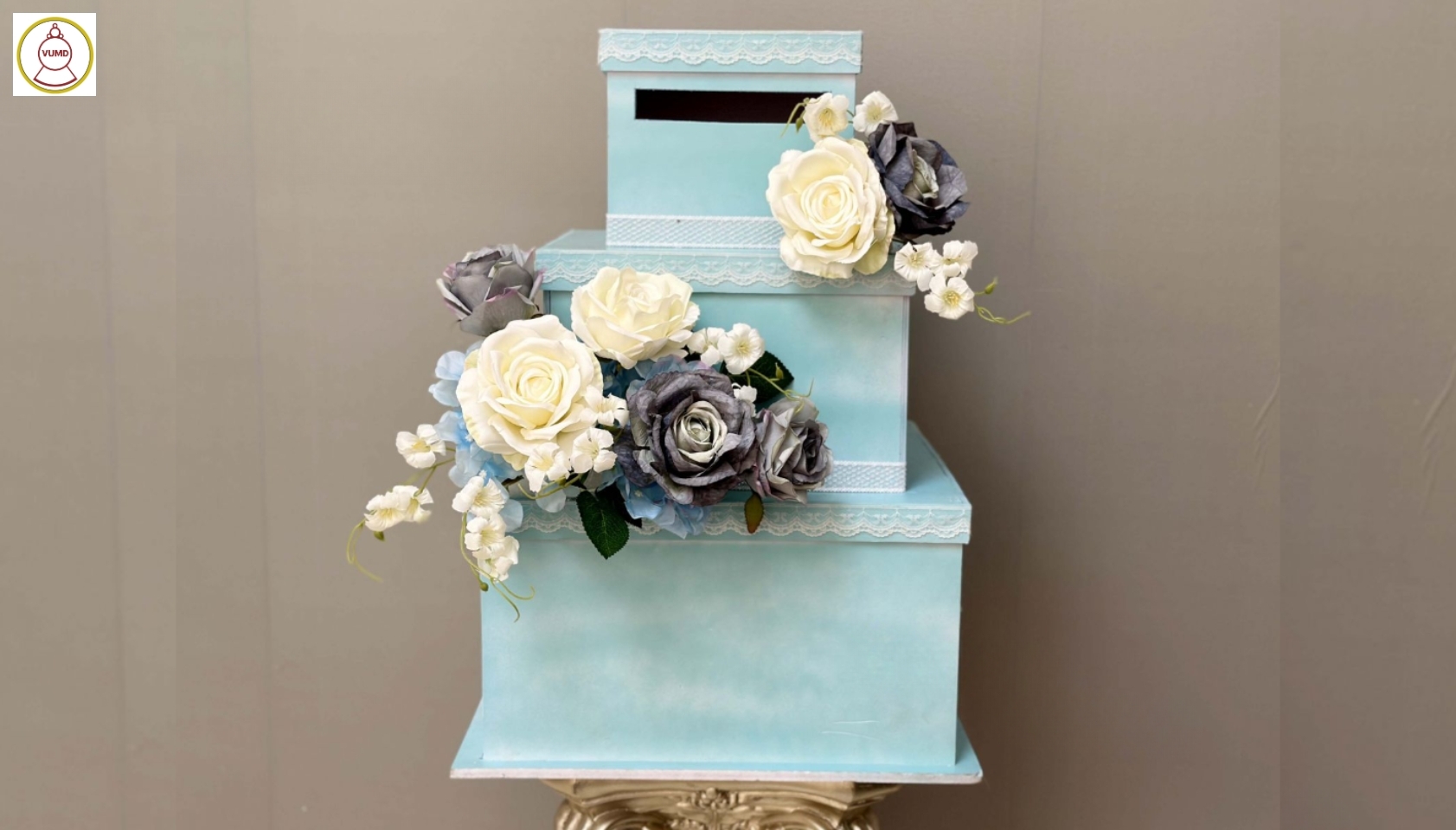 Thùng tiền style tháp bánh kem