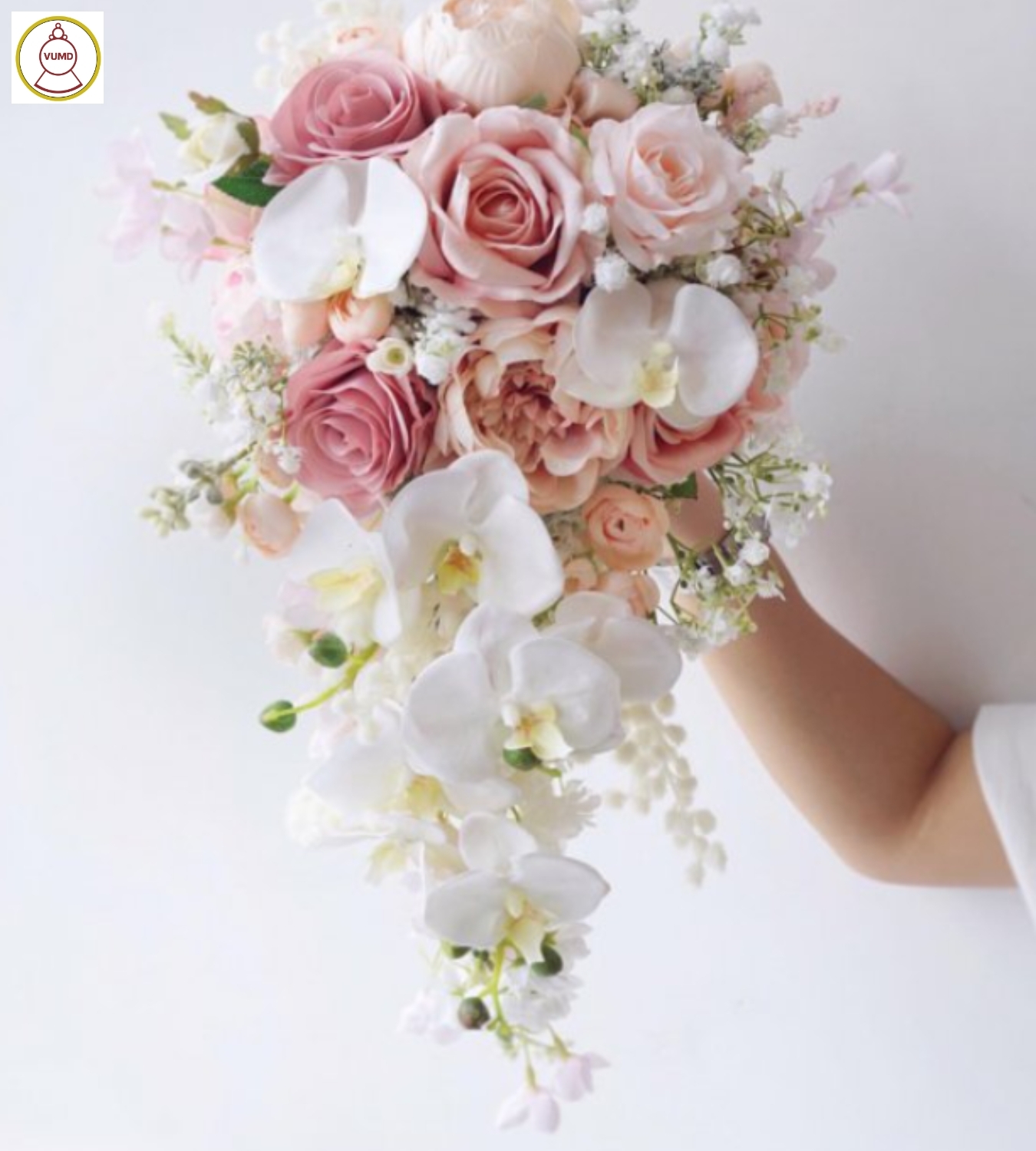 Hoa cô dâu sang trọng