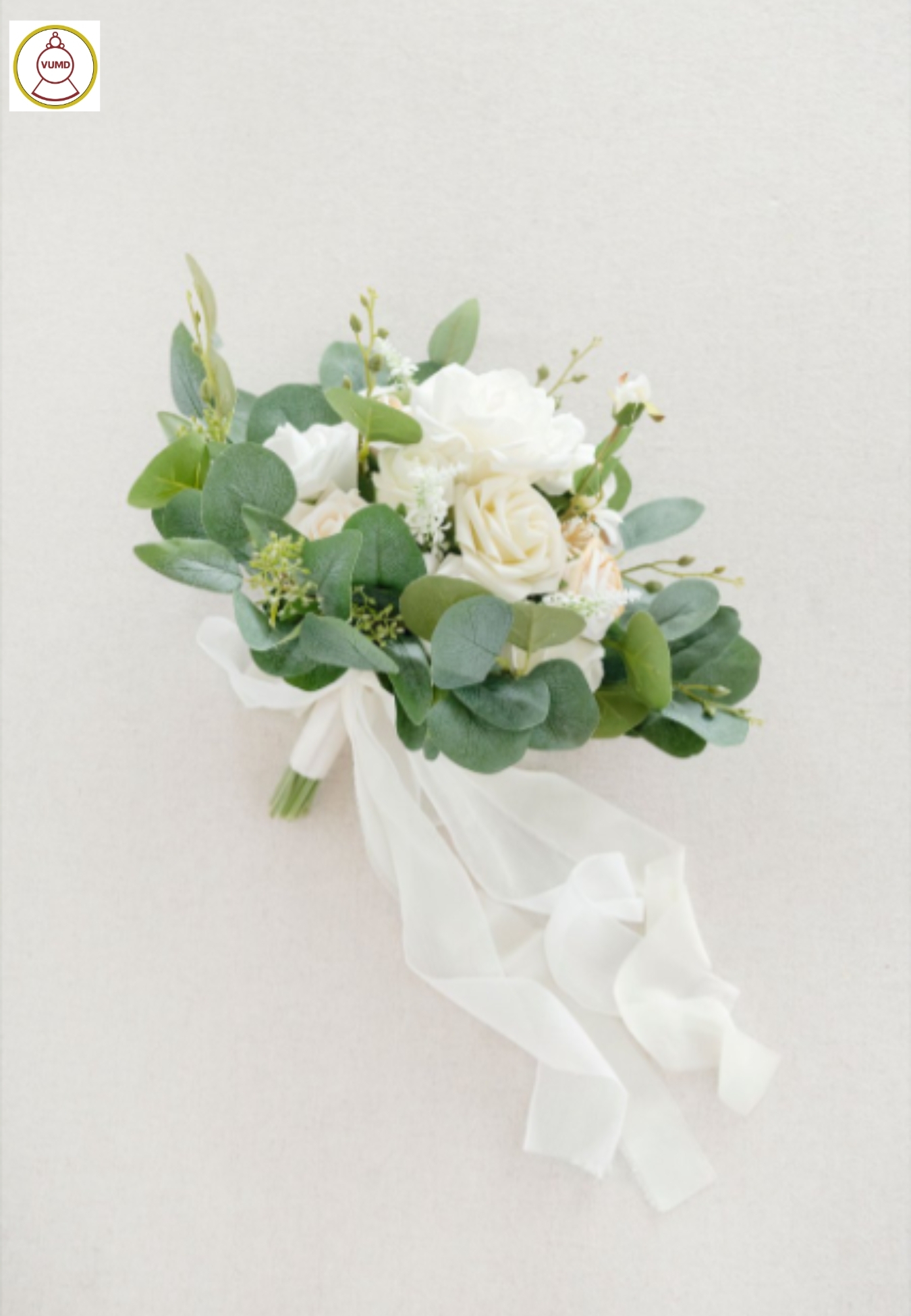 Hoa cô dâu tông trắng xanh