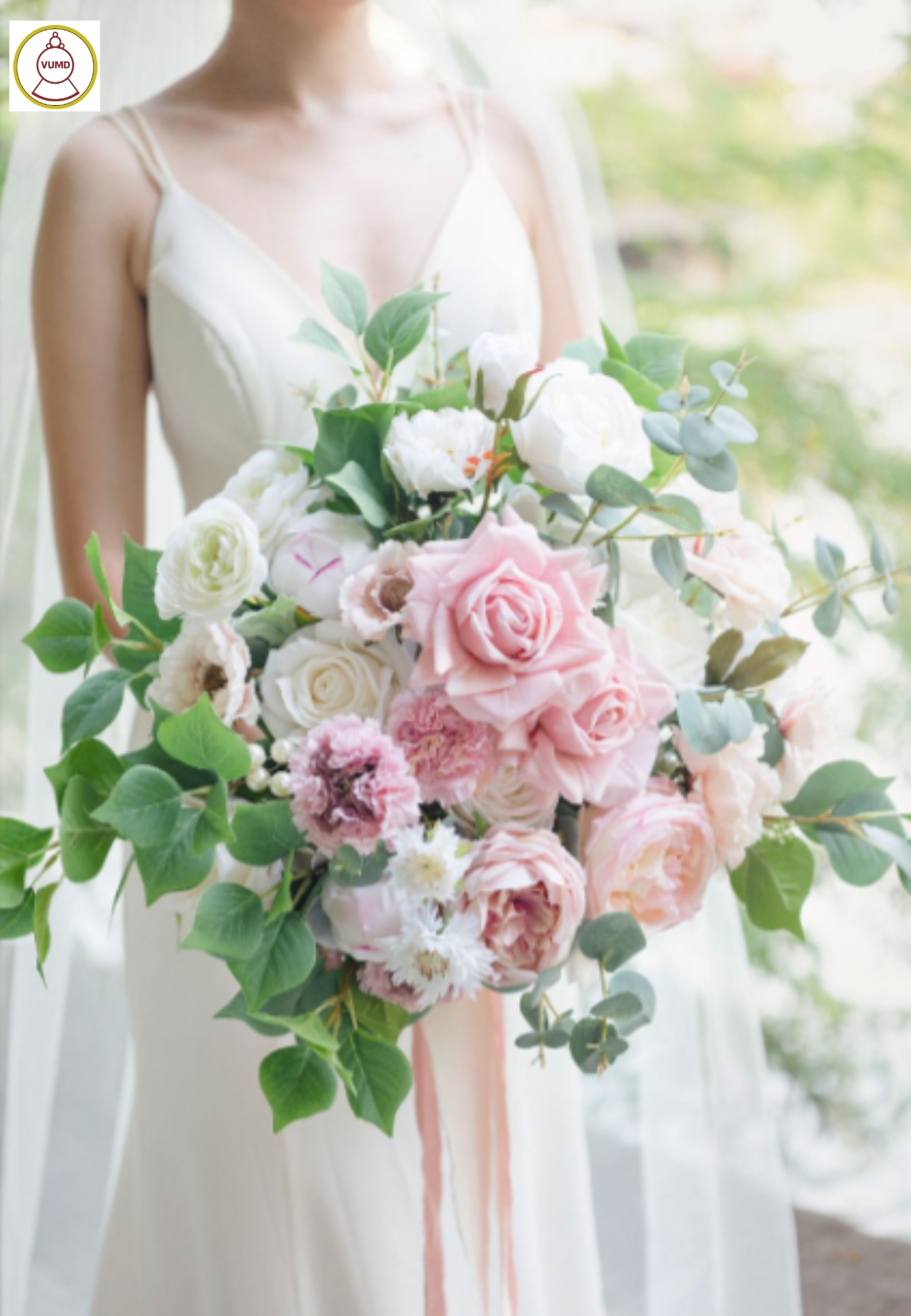 Hoa cô dâu tông hồng phấn