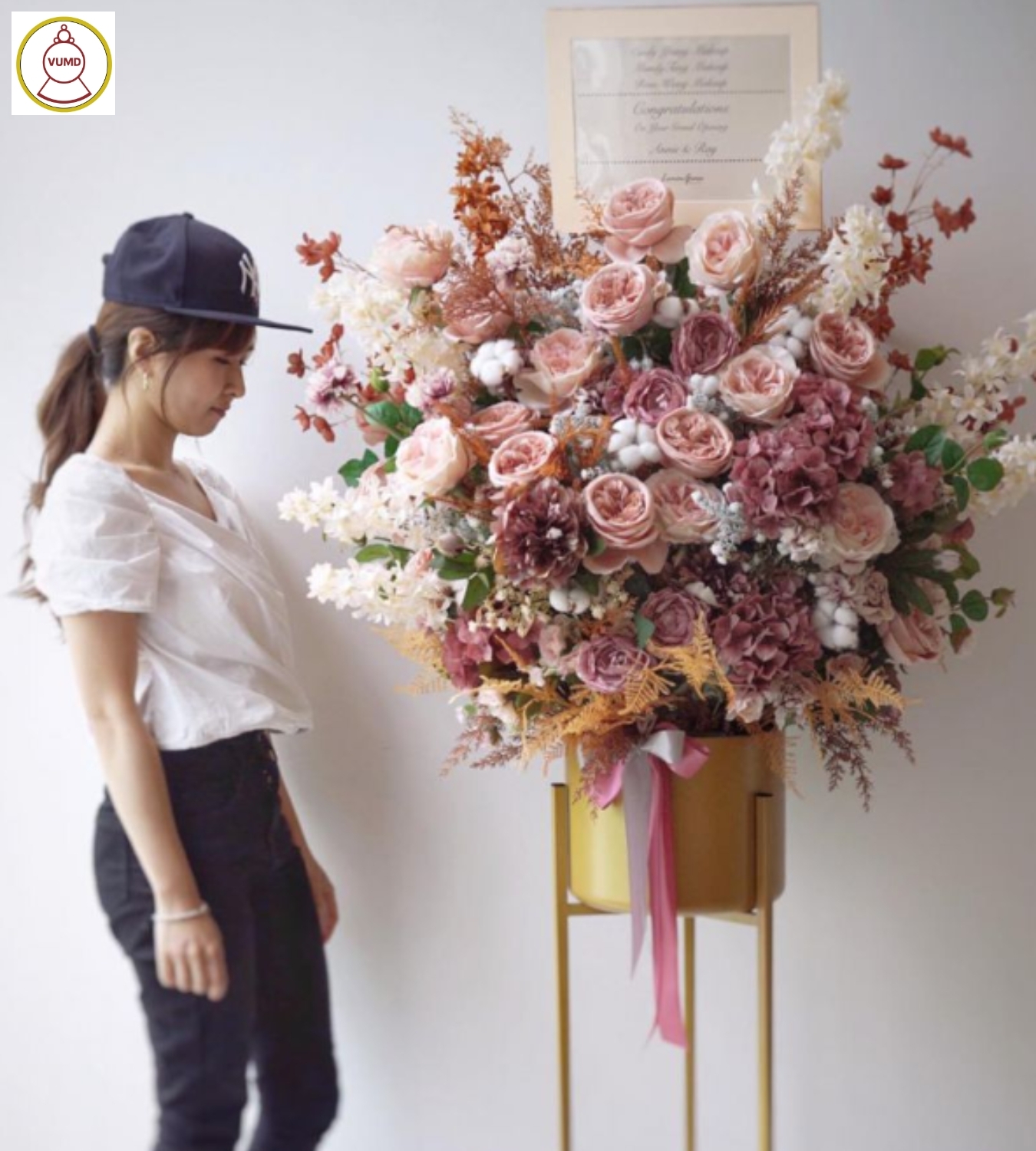 Hoa chúc mừng khai trương: Thể hiện sự may mắn